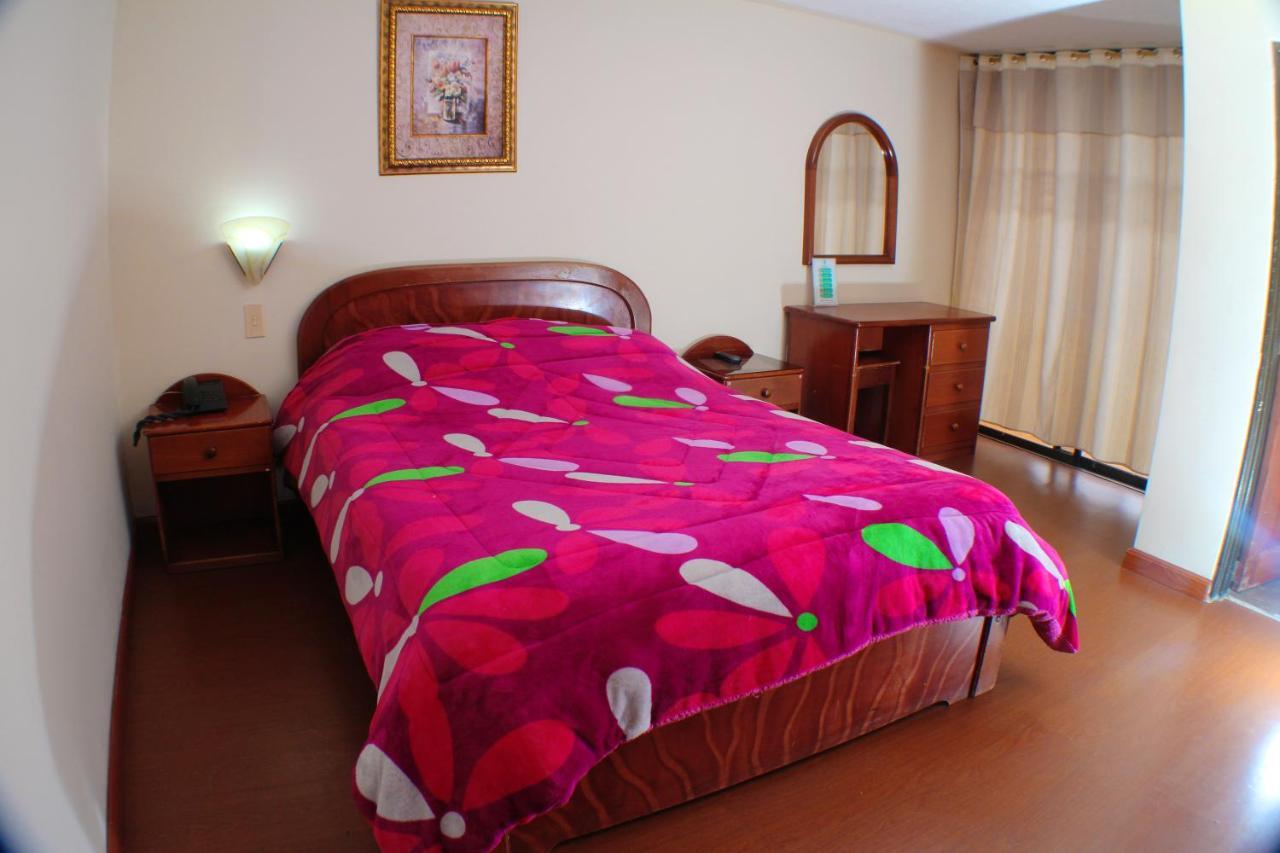 Hotel Santa Isabel 2 Ипьялес Экстерьер фото
