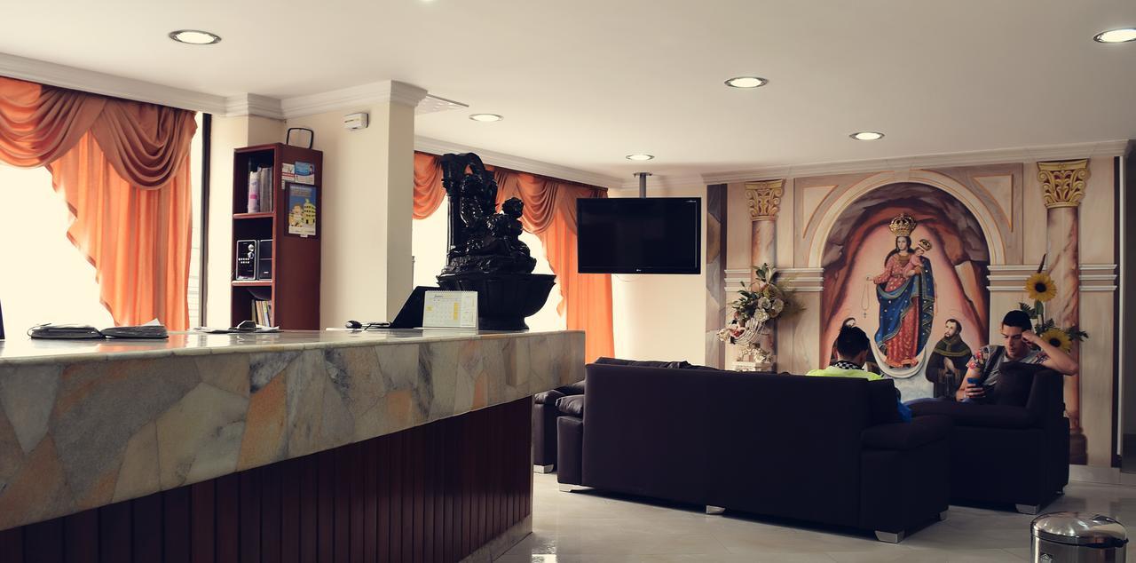 Hotel Santa Isabel 2 Ипьялес Экстерьер фото